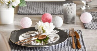Love in Every Carat: Finding the Right Engagement Ring for You Why Placemats Are the Key to a Stylish Dining Table Setup
